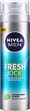 Erfrischendes Rasiergel mit Minze und Kaktuswasser - NIVEA MEN Fresh Kick Shaving Gel — Bild N5