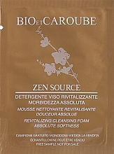 GESCHENK! Revitalisierender Gesichtsreinigungsschaum - Bio et Caroube Zen Source Revitalizing Cleansing Foam Absolute Softness (Probe)  — Bild N1