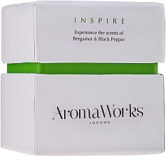 Soja-Duftkerze im Glas mit schwarzem Pfeffer- und Bergamottenduft - AromaWorks Inspire Candle — Bild N3