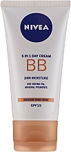 5in1 Feuchtigkeitsspendende BB Gesichtscreme SPF 15 - Nivea 5in1 BB Day Cream 24H Moisture SPF 15 — Bild N2
