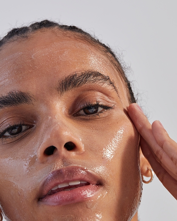 Peeling-Gesichtswaschgel gegen Hautunreinheiten - NIVEA Pure Effect Clean Deeper — Bild N6