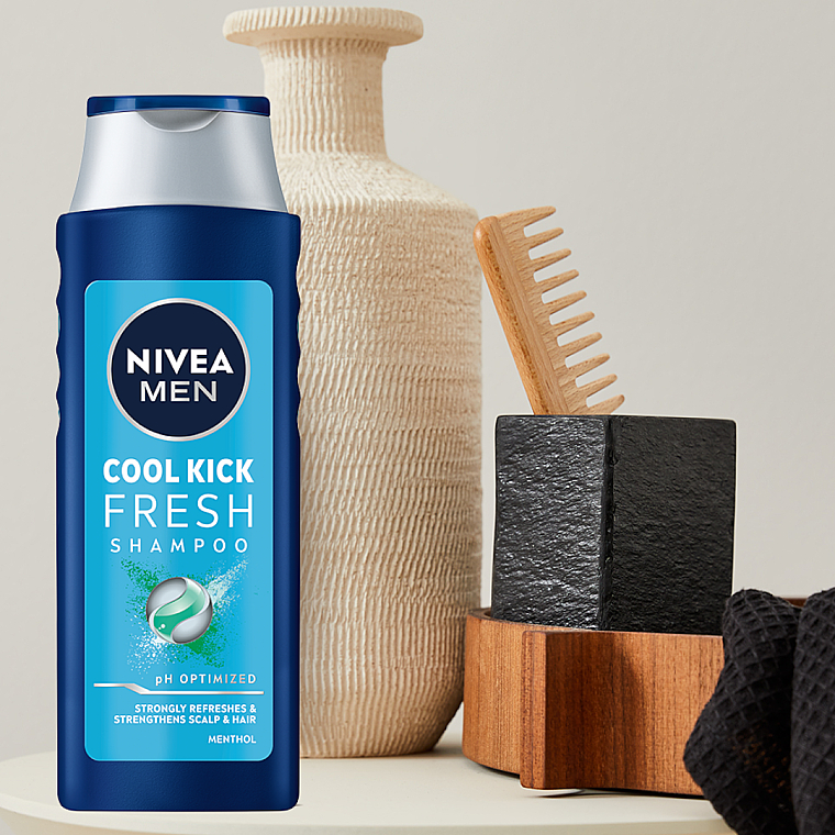 Vitalisierendes und erfrischendes Shampoo - NIVEA MEN Cool Fresh Mentol Shampoo — Bild N3
