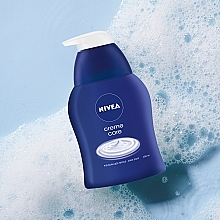 Cremige Pflegeseife - NIVEA Creme Care — Bild N4