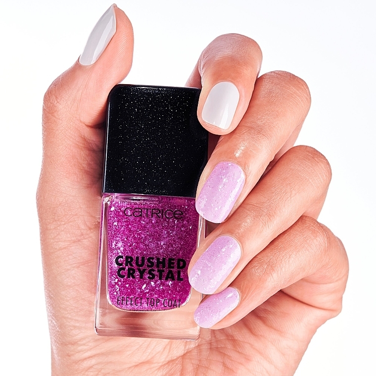 Decklack mit Crushed-Kristall-Effekt  - Catrice Crushed Crystal Effect Amethyst Aura Top Coat  — Bild N6