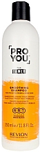 Düfte, Parfümerie und Kosmetik Glättendes Shampoo für krauses und rebellisches Haar - Revlon Professional Pro You The Tamer Shampoo