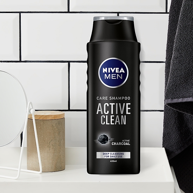 Shampoo mit Aktivkohle "Active Clean" - NIVEA MEN — Bild N4