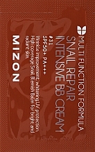 Mizon Snail Repair Intensive BB Cream (Probe) - GESCHENK! BB-Creme mit Schneckenschleim SPF 50+ PA + + + — Bild N3