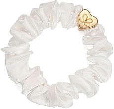 Haargummi aus Seide goldenes Herz cremefarben - By Eloise London Gold Heart Silk Scrunchie Cream — Bild N2