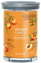 Duftkerze im Glas Farm Fresh Peach 2 Dochte - Yankee Candle Singnature — Bild N1