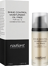 Hydratisierendes Gesichtsöl - Radiant Shine Control Moisturizer Oil Free — Bild N1