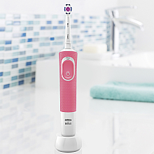 Elektrische Zahnbürste rosa - Oral-B Vitality 100 D100.413.1 PRO 3D — Bild N5
