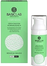 Düfte, Parfümerie und Kosmetik Leichte ausgleichende Gesichtsemulsion - BasicLab Dermocosmetics Complementis