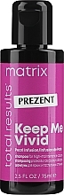 GESCHENK! Shampoo für gefärbtes Haar - Matrix Keep Me Vivid Shampoo  — Bild N1