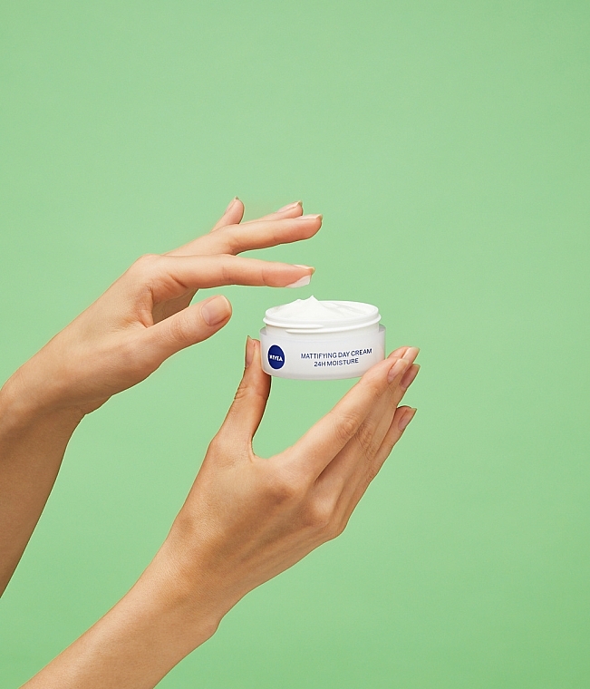 Gesichtscreme - Nivea Essentials Super Moisturizing Day Cream 24h — Bild N6