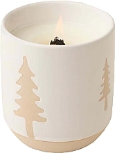Düfte, Parfümerie und Kosmetik Duftkerze im Glas weiß mit gold - Paddywax Cypress & Fir Ceramic Candle With Tree Pattern & Wooden Wick White