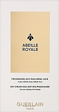 Düfte, Parfümerie und Kosmetik Pflegeset für Männer - Guerlain Abeille Royale Day Cream Age-Defying Set (cr/50ml + eye/cr/15ml + oil/15ml + bag/1pc)