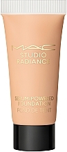 GESCHENK! Foundation-Serum - MAC Studio Radiance Serum-Powered Foundation (mini) — Bild N1