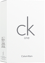 Duftset (Eau de Toilette 50 ml + Duschgel 100 ml) - Calvin Klein CK One  — Bild N3