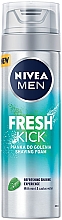 Erfrischender Rasierschaum mit Minze und Kaktuswasser - NIVEA MEN Fresh Kick Shaving Foam — Bild N1