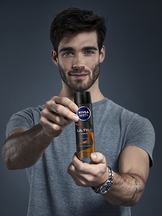 Deospray Antitranspirant für Männer - Nivea Men Deodorant Ultra Carbon — Bild N4