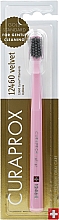 Zahnbürste Velvet CS 12460 rosa mit grauen Borsten - Curaprox — Bild N1