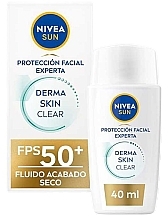 Sonnenschutzfluid für das Gesicht - NIVEA Sun Derma Skin Clear Fluido Solar Facial SPF50+ — Bild N1