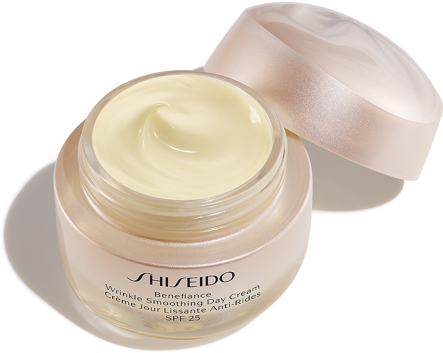 Glättende Anti-Falten Gesichtscreme SPF 25 - Shiseido Benefiance Wrinkle Smoothing Cream SPF 25 — Bild N1
