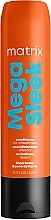 Düfte, Parfümerie und Kosmetik Glättender Balsam mit Shea Butter - Matrix Total Results Mega Sleek Conditioner