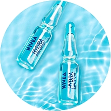 Feuchtigkeitsspendende hochkonzentrierte Ampullen für Gesicht, Hals und Dekolleté mit Hyaluronsäure - Nivea Hydra Skin Effect 7-Day Hydrating Treatment In Ampoules — Bild N3