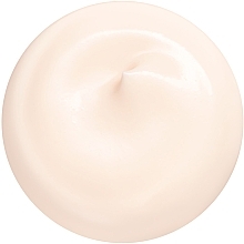 Feuchtigkeitsspendende Tagescreme für das Gesicht SPF 20 - Shiseido Essential Energy Moisture Activating Day Cream SPF20 — Bild N3