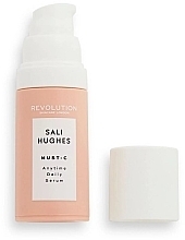 Düfte, Parfümerie und Kosmetik Feuchtigkeitsspendendes Gesichtsserum - Revolution Skincare x Sali Hughes Must-C Anytime Daily Serum