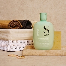 Beruhigendes MIzellen-Shampoo mit Leinsamenextrakt für empfindliche Kopfhaut - Alfaparf Semi Di Lino Scalp Relief Calming Micellar Low Shampoo — Bild N5