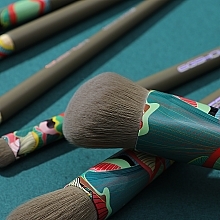 Make-up Pinselset 7 St. - Eigshow Essential Greener Model Fresher Brush Kit — Bild N5