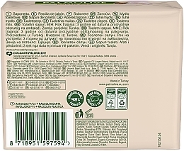 Seifen mit Mandelmilch 3+1 St. - Palmolive Natural Delicate Care with Almond Milk Soap — Bild N3