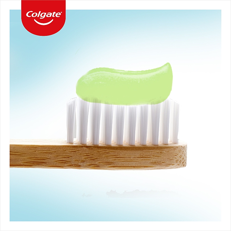 Aufhellende Zahnpasta mit Aktivkohle und natürlichen Extrakte - Colgate Charcoal + White Toothpaste — Bild N8