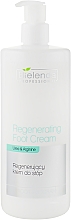 Düfte, Parfümerie und Kosmetik Regenerierende und pflegende Fußcreme - Bielenda Professional Regenerating Foot Cream