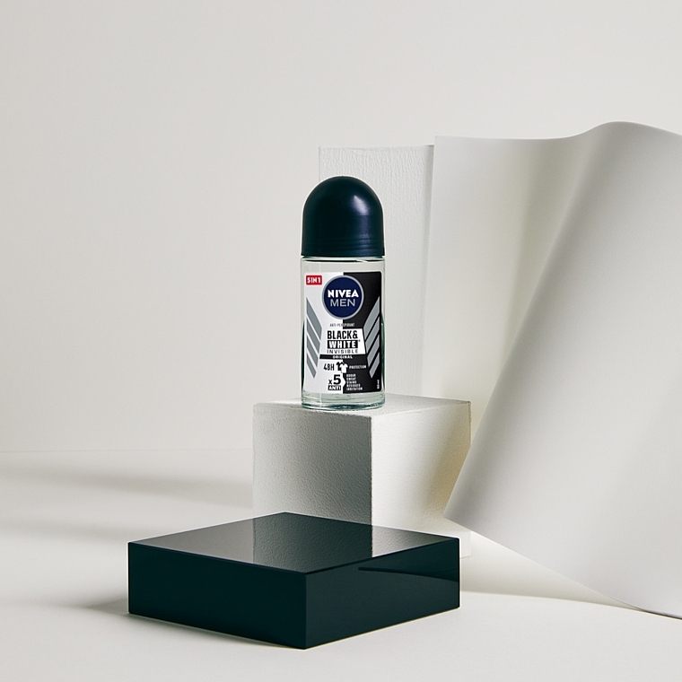 NIVEA MEN Sensitive Premium (Duschgel 250ml + Deo Roll-on 50ml + After Shave Balsam 100ml + Rasierschaum 200ml) - Körperpflegeset — Bild N9