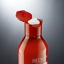 Conditioner für Feuchtigkeits- und Anti-Frizz-Kontrolle - Redken Frizz Dismiss Conditioner — Bild N5