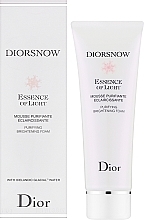 Gesichtsreinigungsschaum - Dior Diorsnow Essence of Light Purifying Brightening — Bild N2
