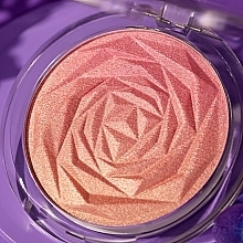 Rouge - Essence In The Bloom'light Blushlighter — Bild N4