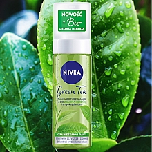 Gesichtsreinigungsschaum mit Bio-Grüntee-Extrakt - Nivea Green Tea Cleansing Foam — Bild N4