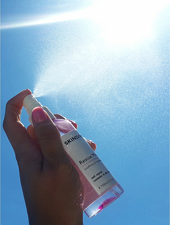 Beruhigender und feuchtigkeitsspendender Gesichtsnebel mit Bio Rosenwasser und Aloesaft - SkinDivision Face Rescue Mist — Bild N5