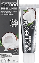 Natürliche und aufhellende Zahnpasta mit Kokosgeschmack für empfindliche Zähne - Biomed Superwhite — Bild N2
