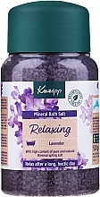 Düfte, Parfümerie und Kosmetik Badesalz mit Lavendel - Kneipp Lavender Bath Salt