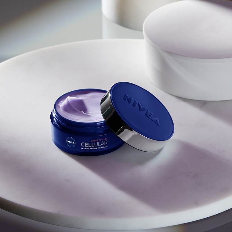 Zelluläre Nachtcreme für das Gesicht mit Bakuchi-Öl und Hyaluronsäure - Nivea Cellular Filler Elasticity Reshape Night Cream — Bild N7