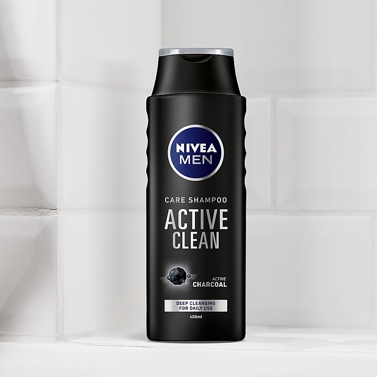 Shampoo mit Aktivkohle "Active Clean" - NIVEA MEN — Bild N2