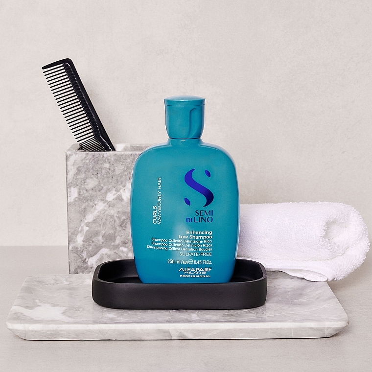 Shampoo für lockiges Haar - Alfaparf Semi Di Lino Curls Enhancing Low Shampoo — Bild N3