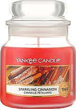 Düfte, Parfümerie und Kosmetik Yankee Candle Sparkling Cinnamon - Duftkerze im Glas mit natürlichen Gewürzextrakten "Sparkling Cinnamon" 