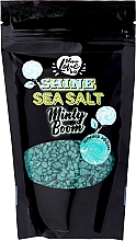 Düfte, Parfümerie und Kosmetik Schimmerndes Badesalz mit Meersalz und Minzextrakt - MonoLove Bio Shine Sea Salt Minty Boom