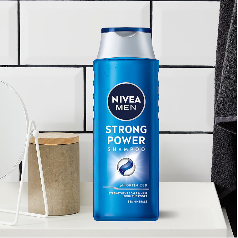 Pflegeshampoo für Männer "Strong Power" - NIVEA MEN Shampoo — Foto N5